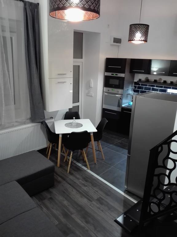 Downtown Deluxe Apartment Eger Ngoại thất bức ảnh